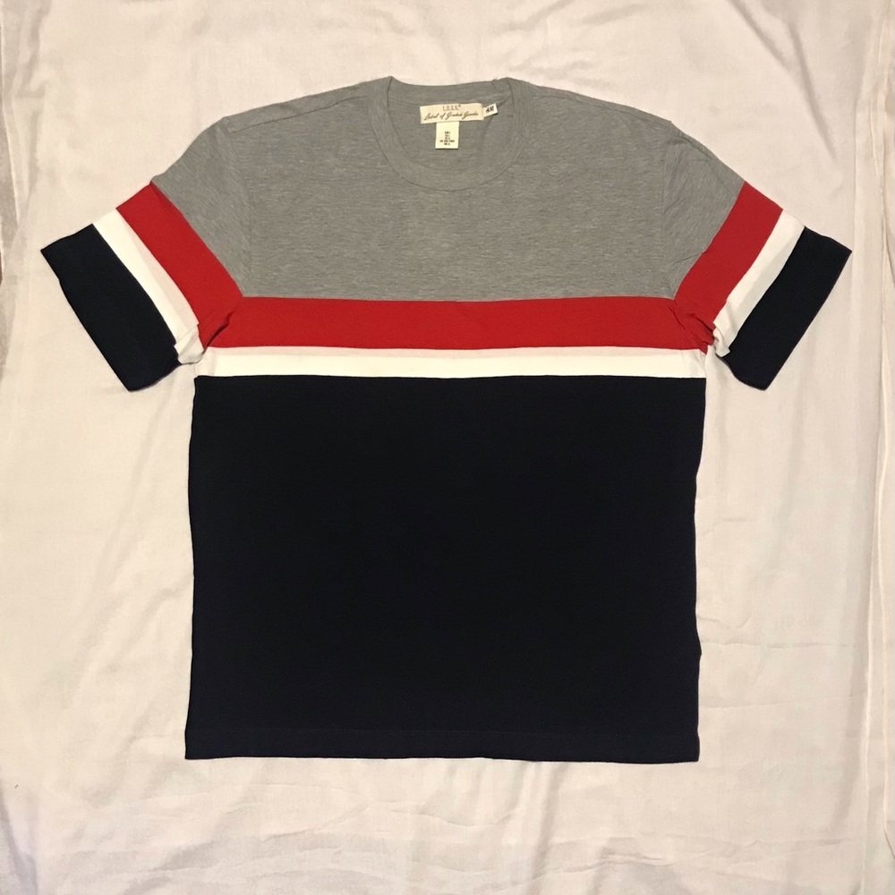 H&M Brand New Tshirt✨ - Picture 2 of 6